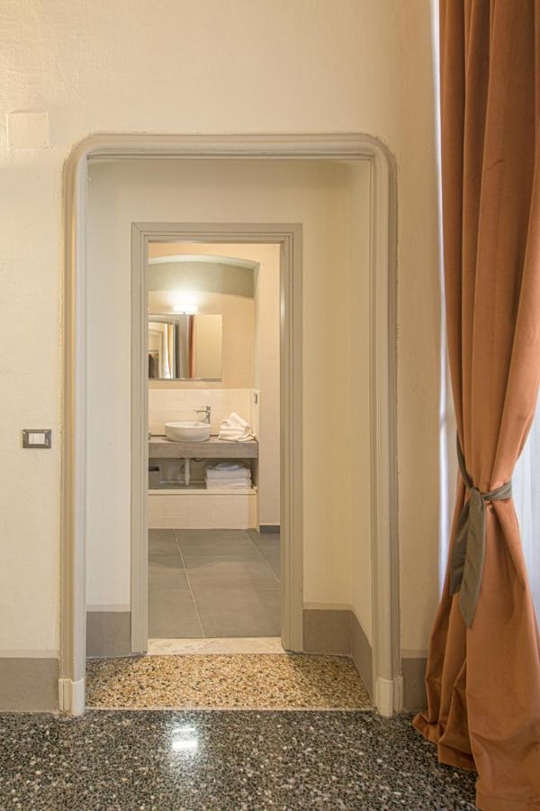 غافي Palazzo Sertorio Suites المظهر الخارجي الصورة