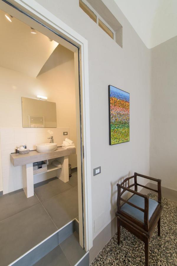 غافي Palazzo Sertorio Suites المظهر الخارجي الصورة
